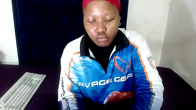 BUNNYCHOWX28 online show from November 17, 12:53 pm