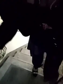 pink-mai online show from October 31, 7:38 am