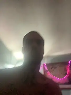 ColDreaMZz93 online show from May 21, 8:28 pm
