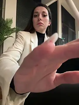 EllyLynn online show from February 2, 7:46 pm