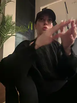 EllyLynn online show from January 31, 7:56 pm