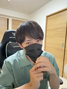 jiji9253 online show from May 3, 1:15 pm
