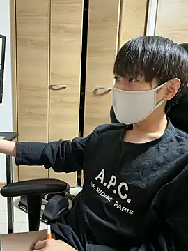 jiji9253 online show from April 2, 1:40 pm