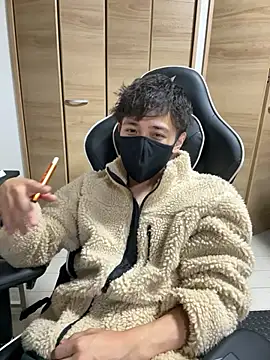 jiji9253 online show from October 31, 3:30 pm