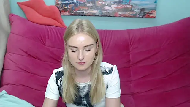 SofySofty online show from October 4, 4:52 pm