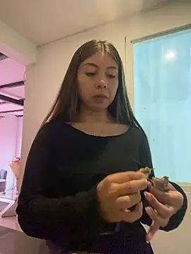 Sara-cooper2 online show from June 17, 2:38 pm