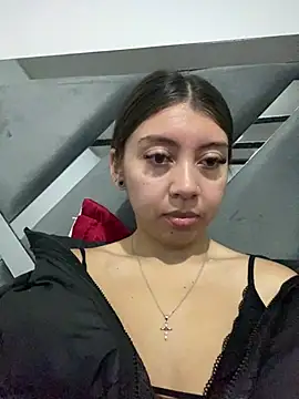 Sara-cooper2 online show from April 2, 9:38 am