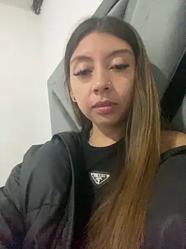 Sara-cooper2 online show from February 6, 3:02 am