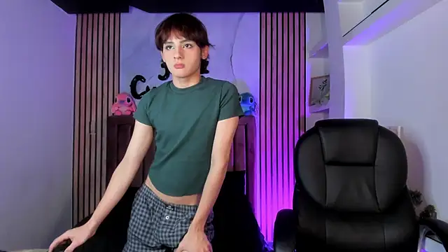 MathiasGreen  online show from April 11, 7:50 pm