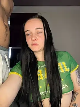 Baby Eva23 online show from April 4, 12:45 pm