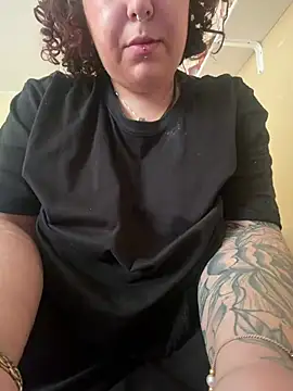 chiaretta loveit online show from March 2, 2:02 pm