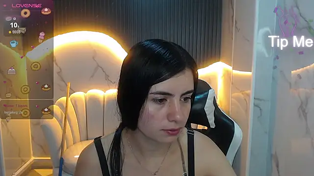 Eilyn love b online show from October 10, 12:50 pm