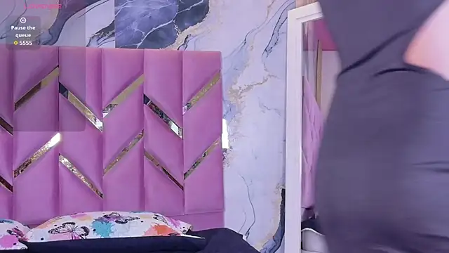 shyblacksweetiee online show from February 10, 3:38 am