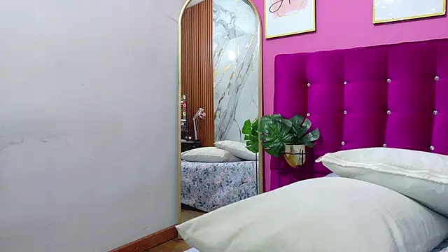 shyblacksweetiee online show from March 28, 2:56 am