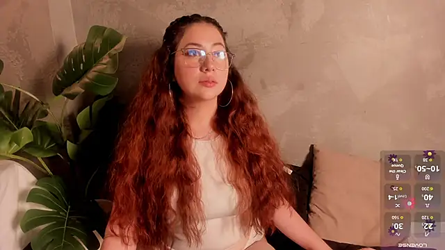 Nicolle Evanss  online show from November 19, 5:07 am