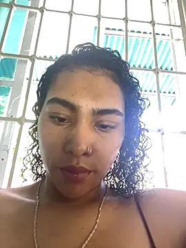 Snapshot of SophieD chatting on November 2, 3:28 pm SophieD online show from November 2, 3:28 pm