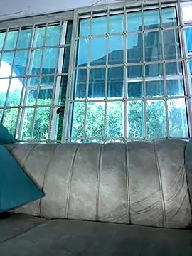 Snapshot of SophieD chatting on November 16, 11:59 am SophieD online show from November 16, 11:59 am