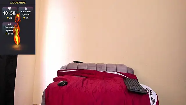 kaifas dirty online show from October 15, 8:17 pm
