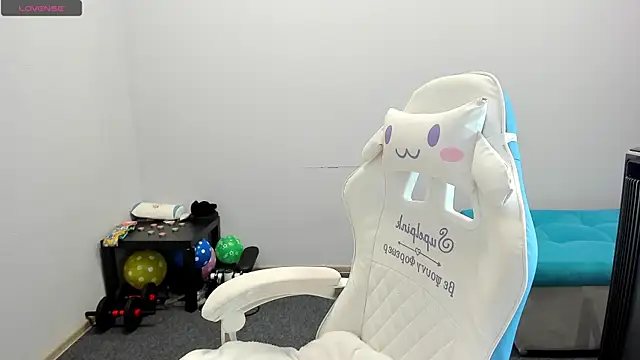juliamurr 18 online show from October 20, 1:29 am
