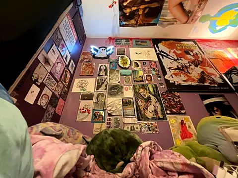 saidyl online show from December 13, 9:32 pm