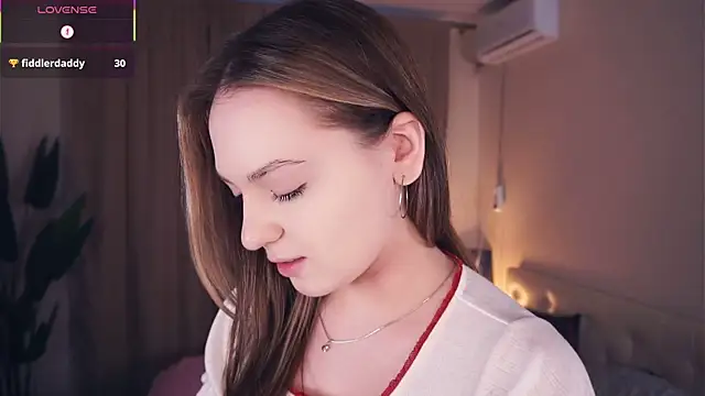 NguyetHankey online show from December 16, 6:17 am