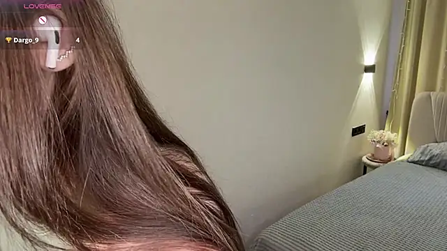 NguyetHankey online show from April 3, 6:09 am