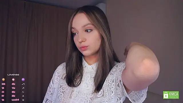 Snapshot of NguyetHankey chatting on September 27, 3:29 pm NguyetHankey online show from September 27, 3:29 pm