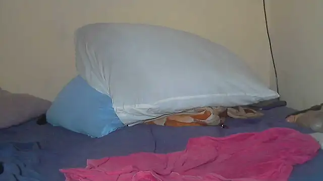 AnnabigpussyXO online show from March 2, 4:58 pm