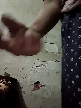 stomarr online show from April 1, 9:43 am