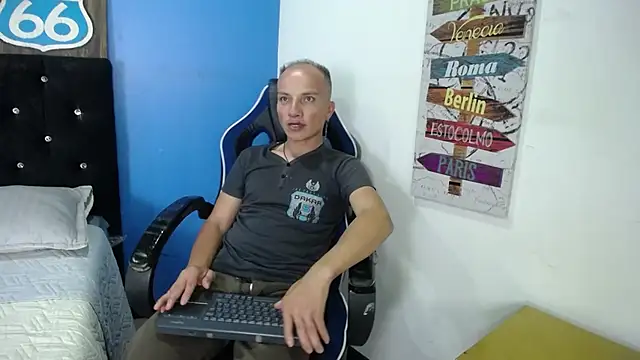 DaddyPoweer online show from October 22, 10:52 pm