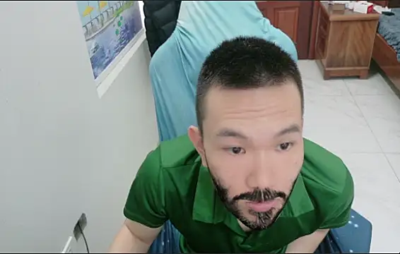 Snapshot of zaLo_o79244o625 chatting on February 23, 7:53 am zaLo o79244o625 online show from February 23, 7:53 am