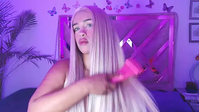 Lulu sweety online show from May 25, 6:28 pm