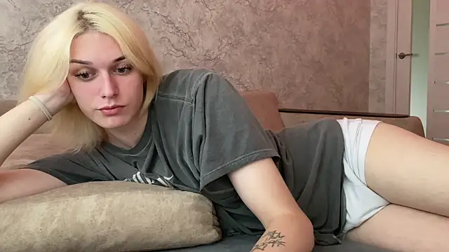 evelina228 online show from September 18, 7:33 am