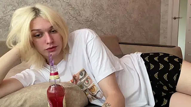 evelina228 online show from October 2, 6:50 am