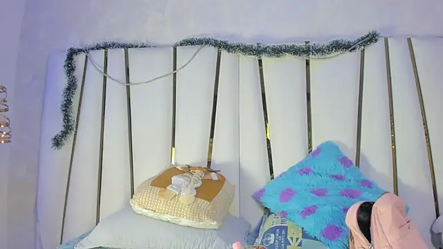 bonnie sm online show from December 16, 8:02 pm