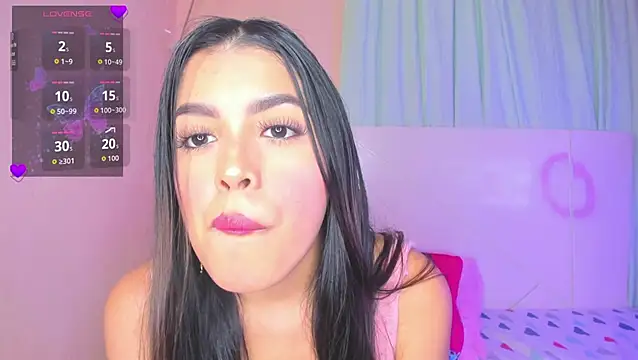 Snapshot of celeste_chic chatting on November 27, 6:19 pm celeste chic online show from November 27, 6:19 pm