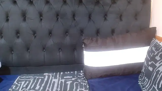 Snapshot of Sexy_PureFire chatting on November 14, 6:00 pm Sexy PureFire online show from November 14, 6:00 pm