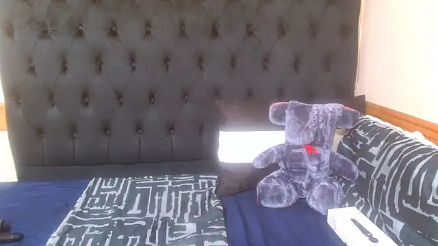 Snapshot of Sexy_PureFire chatting on November 11, 4:02 pm Sexy PureFire online show from November 11, 4:02 pm