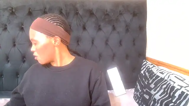 Snapshot of Sexy_PureFire chatting on November 24, 10:21 pm Sexy PureFire online show from November 24, 10:21 pm