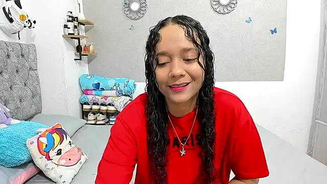 Snapshot of nay_and_aleja1 chatting on October 9, 3:40 am nay and aleja1 online show from October 9, 3:40 am