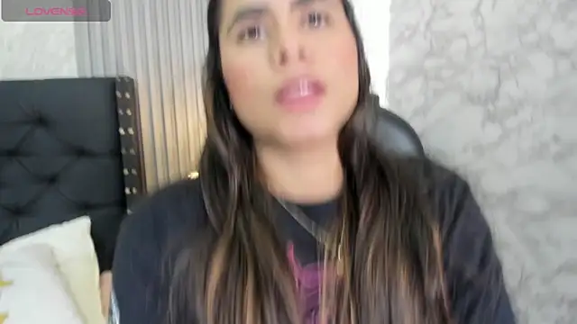 alicy  torres online show from April 15, 12:10 pm