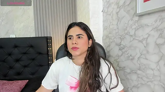 Snapshot of alicy__torres chatting on May 25, 12:15 pm alicy torres online show from May 25, 12:15 pm