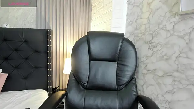 alicy  torres online show from February 3, 12:21 pm