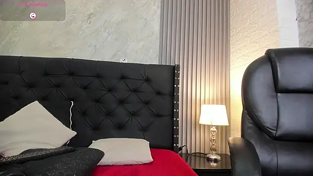 Snapshot of alicy__torres chatting on November 21, 12:15 pm alicy torres online show from November 21, 12:15 pm