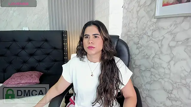 Snapshot of alicy__torres chatting on May 21, 12:13 pm alicy torres online show from May 21, 12:13 pm