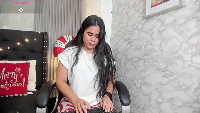 alicy  torres online show from December 17, 12:21 pm