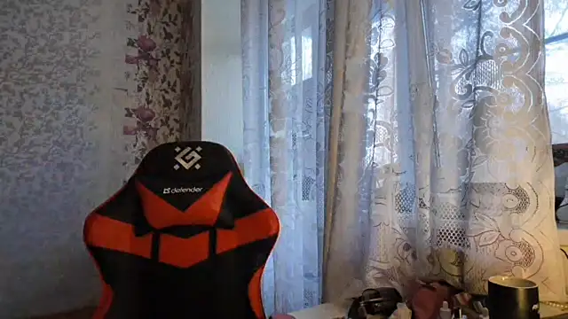 Snapshot of Witching_Moon chatting on November 3, 7:13 am Witching Moon online show from November 3, 7:13 am