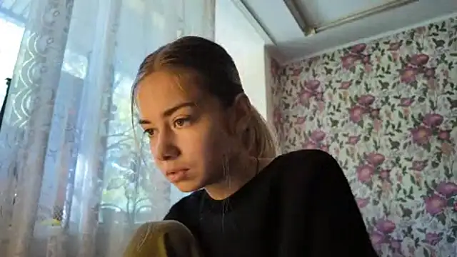 Snapshot of Witching_Moon chatting on September 13, 8:14 am Witching Moon online show from September 13, 8:14 am