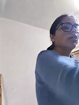Goddesscut333 online show from February 21, 9:06 pm