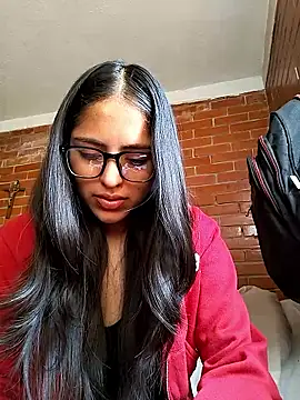 Goddesscut333 online show from January 16, 6:45 pm